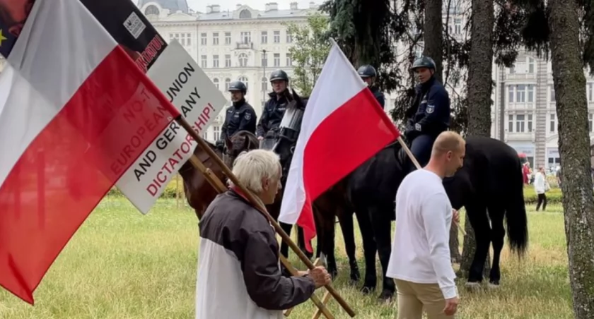 Stop imigracji! - manifestacja w Warszawie