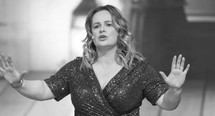  Joanna Kołaczkowska spocznie obok Stanisława Tyma. Kiedy pogrzeb artystki?