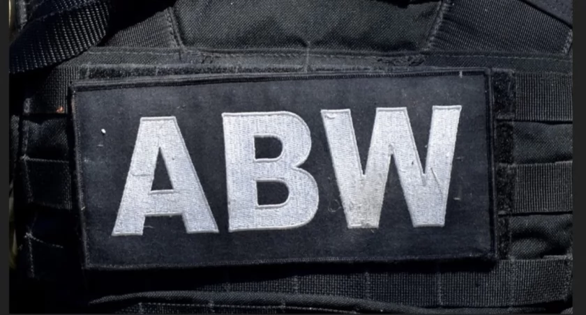 Zatrzymania za sabotaż na Mazowszu. Rząd: 32 osoby współpracowały z Rosją