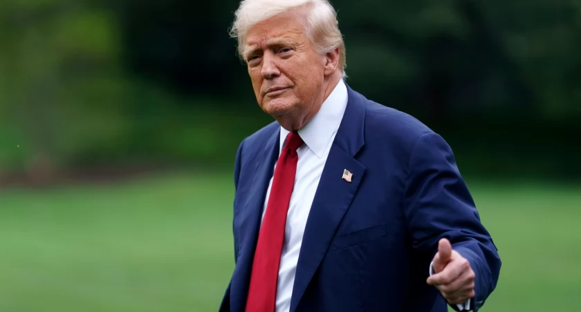 Nowe cła Trumpa wstrząsają giełdami. Waluty i surowce pod presją, Europa czeka na dane o inflacji