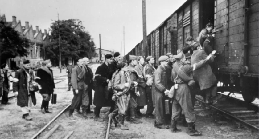 81 lat temu rozpoczęły się deportacje warszawiaków do Auschwitz