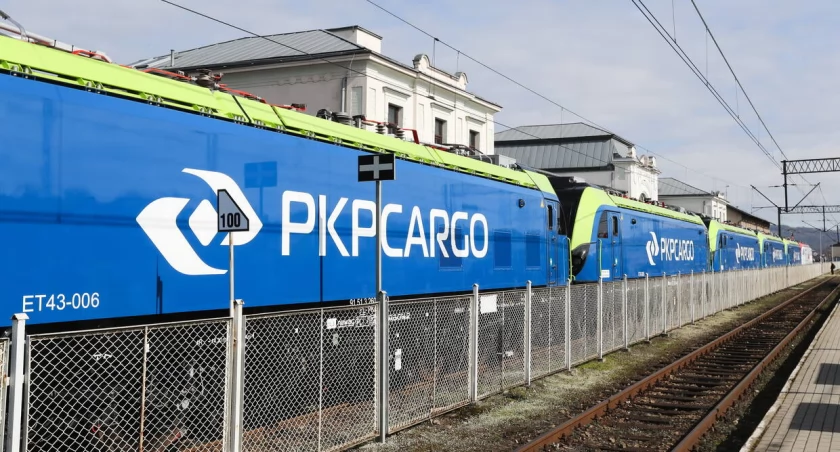 PKP Cargo rozpoczyna zwolnienia grupowe. 765 osób straci pracę