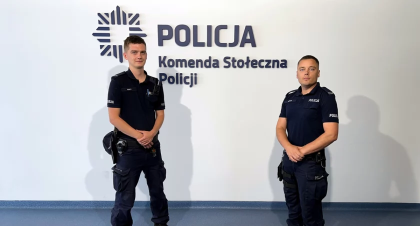  Śródmiejscy policjanci uratowali życie 41-latkowi przy ulicy Foksal