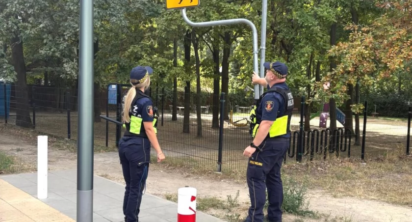 Okolice szkół pod lupą strażników miejskich