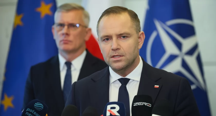 Trump do Nawrockiego: „Jesteśmy z Polską”