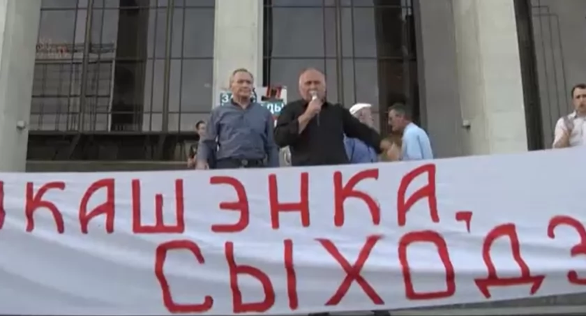 Krótka wolność opozycjonisty. Statkiewicz zniknął po uwolnieniu [WIDEO]