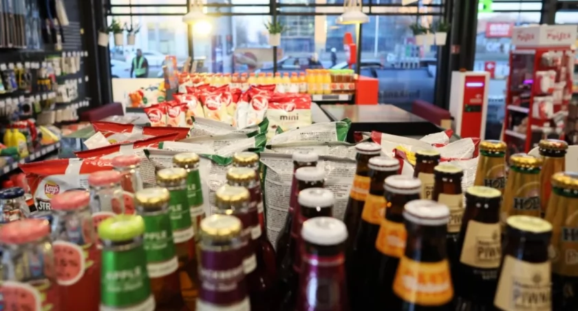 Najnowszy sondaż. Polacy prawie jednomyślni w sprawie nocnej prohibicji