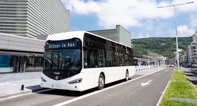 Stolica Europy elektrobusów? Warszawa coraz bliżej 450 sztuk