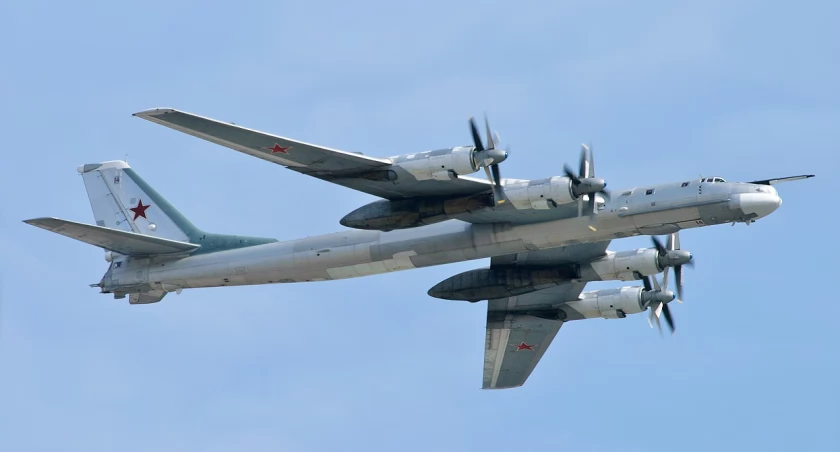 Tu-95 i Su-35 w pobliżu Alaski. NORAD poderwał myśliwce