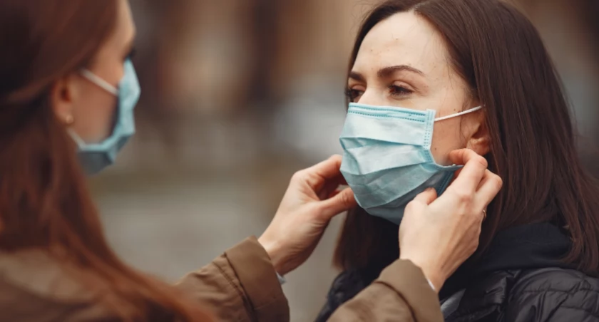 Stratus daje nietypowy objaw. Lekarze ostrzegają, jak teraz atakuje COVID