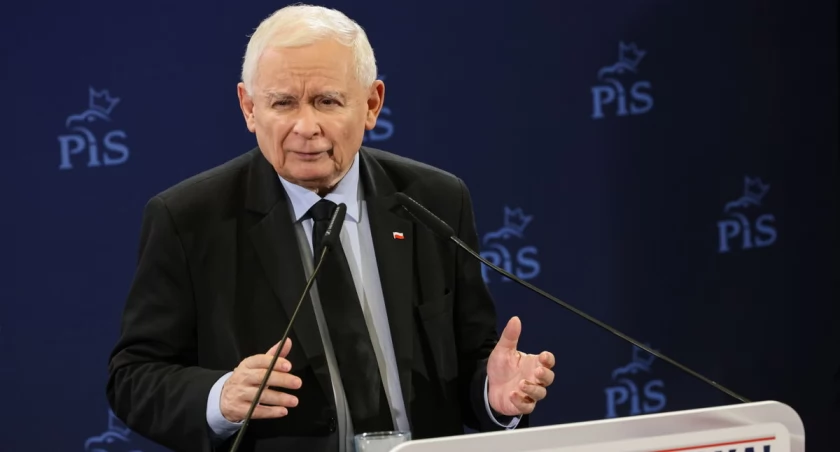 Kaczyński krytykuje rząd