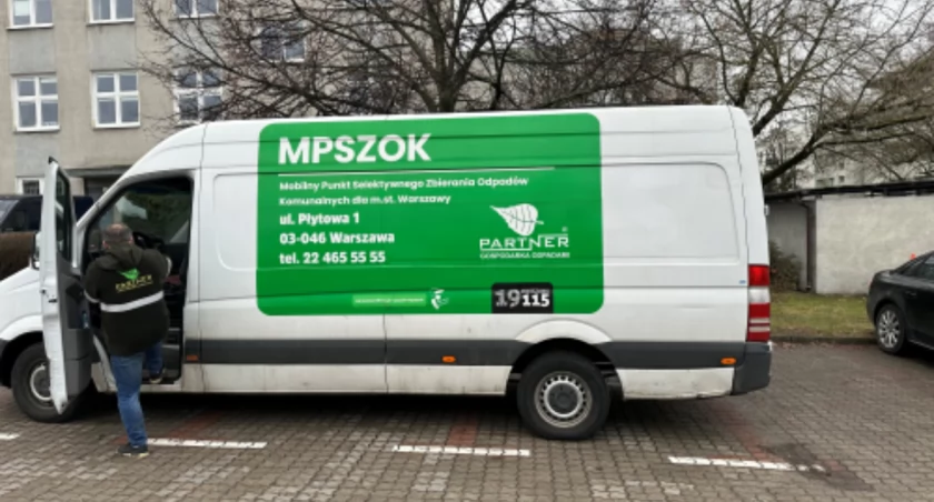 Więcej mobilnych punktów w Warszawie – łatwiej oddasz odpady