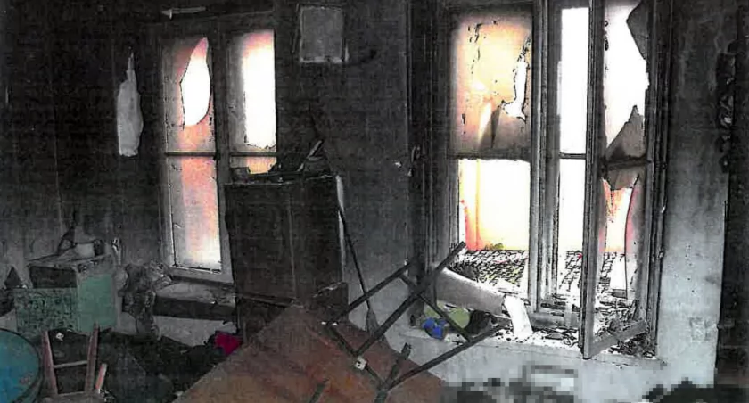 Horror na Nowym Świecie. Polał śpiącą kobietę łatwopalną cieczą i podpalił