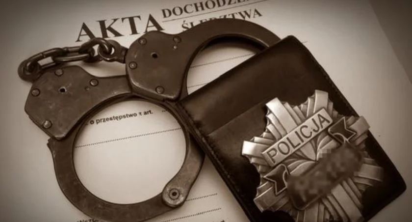 Wrócił z RPA i prosto z lotniska trafił do celi. Czekała na niego policja z Rembertowa