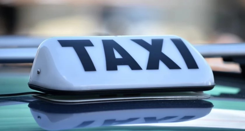 Wściekli taksówkarze wyszli na ulice – walczą o swoje i o bezpieczeństwo pasażerów!