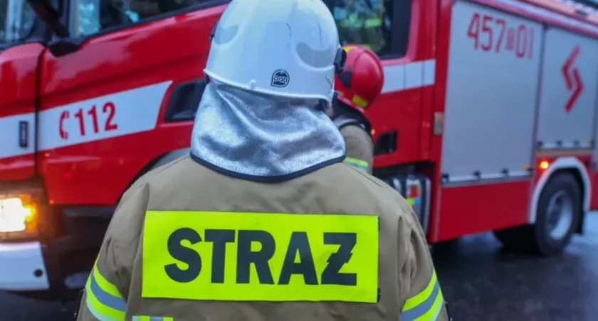 Tragedia na S7 pod Grójcem. Bus z pracownicami marketu dachował – są ranni!