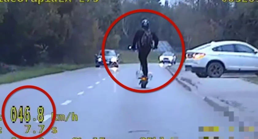 46 km/h na hulajnodze elektrycznej! 27-latek z Gołkowa surowo ukarany