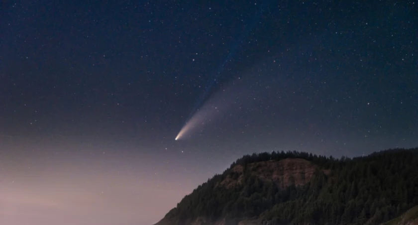Niebo zapłonie! Dwie komety zbliżają się do Ziemi – astronomowie ostrzegają!