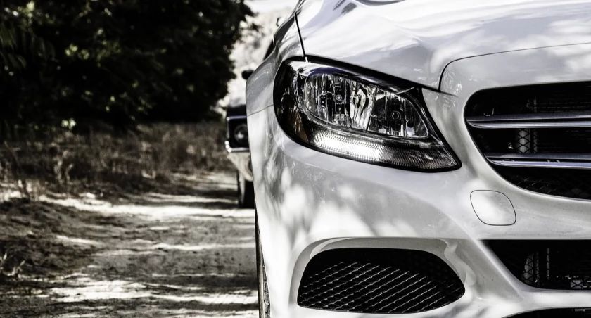 Niemcy wstrzymują produkcję samochodów. Volkswagen zatrzymuje linie Golfa i Tiguana