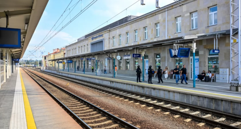 W weekend pociągi staną na godzinę