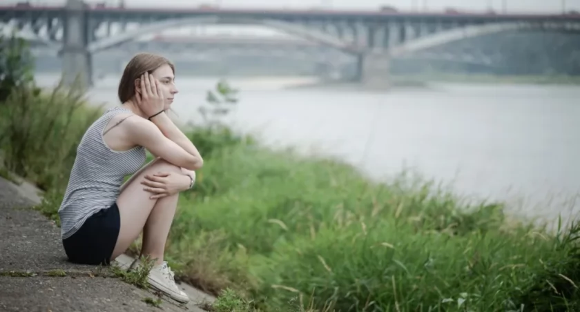 Zespół przewlekłego zmęczenia: choroba, której nikt nie widzi – aż do teraz