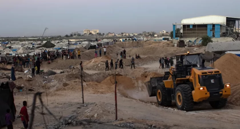 Izraelskie media: Hamas rozegrał makabryczne przedstawienie z ciałem zakładnika