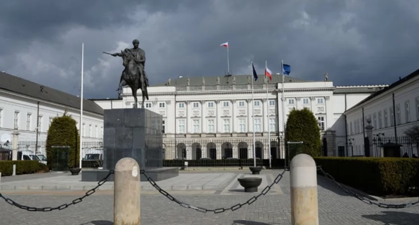 Pałac Prezydencki blokuje inwestycję Trzaskowskiego. Poszło o helikopter i bezpieczeństwo!