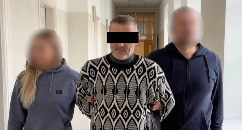 Rozbita grupa kradnąca auta. Ośmiu zatrzymanych, w tym adwokat