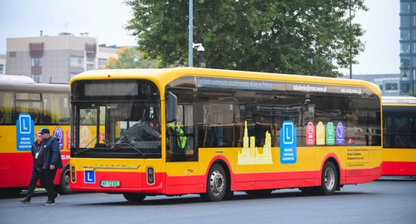 Czy Pekin może zatrzymać warszawskie autobusy jednym kliknięciem?!