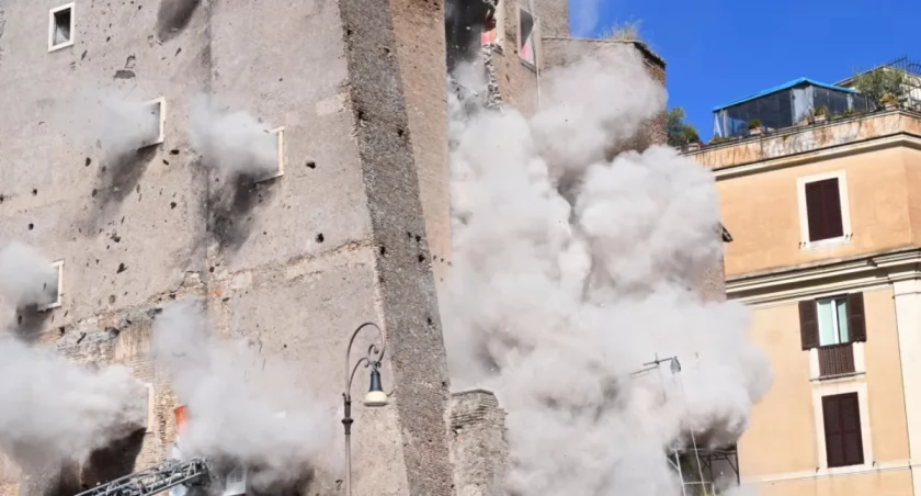 Tragedia w sercu Rzymu! Zawaliła się średniowieczna wieża przy Koloseum