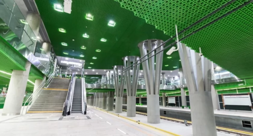 Tajemnica pod Stadionem Narodowym. Miliony wydane na peron widmo