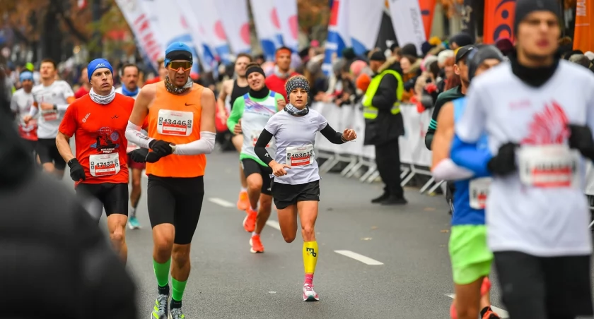 Warszawa na sportowo. Tysiące osób pobiegnie dla Niepodległej