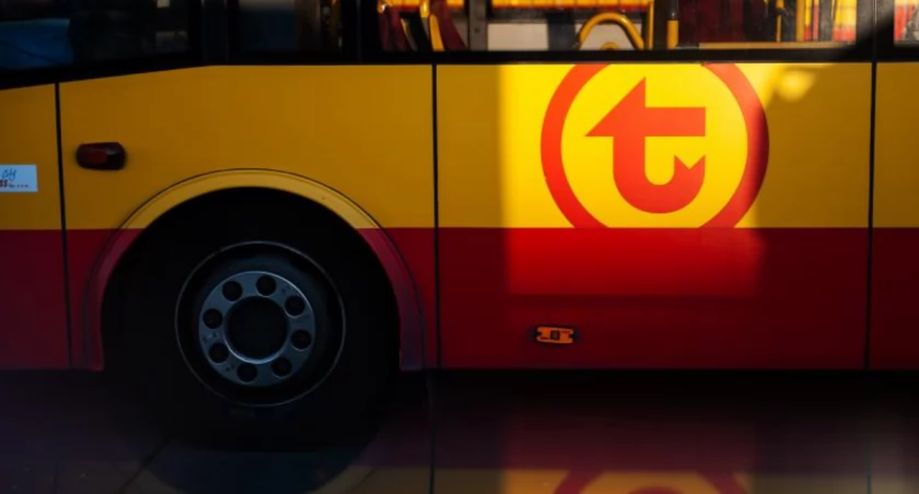 Paraliż linii M1! Zamiast metra – autobusy i tramwaje. Sprawdź trasę!