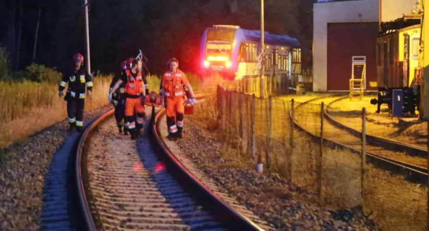 Tragedia na trasie Warszawa–Gdańsk. W pociągach utknęło 850 pasażerów