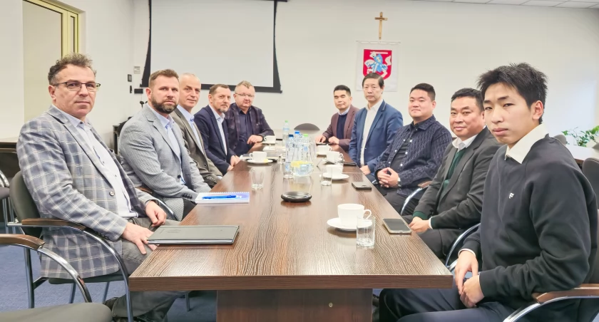 Siedlce rozmawiają o inwestycjach. Delegacja z Chin i biznes z regionu przy jednym stole