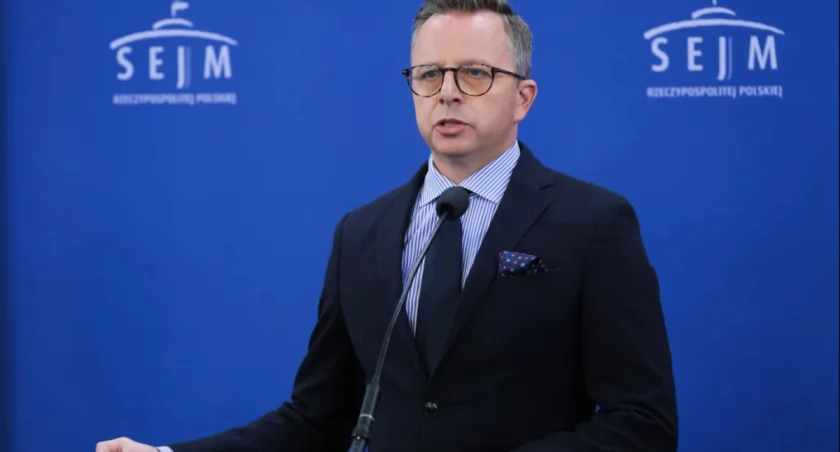 Historyczny krok! Partia się rozpada, a wszystko oddaje na prawa kobiet