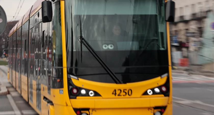 To się dzieje! Tramwaj do Wilanowa szybciej niż ktokolwiek się spodziewał