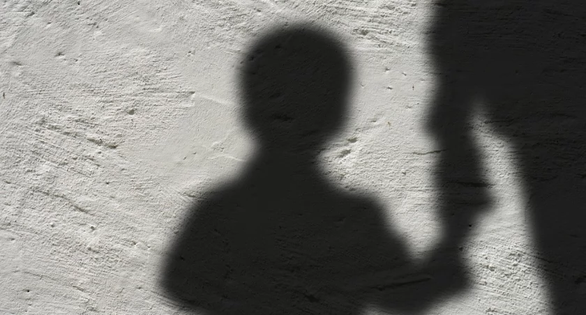 Zaczepiał dzieci przy szkołach. Policja zatrzymała 44-latka z Mazowsza