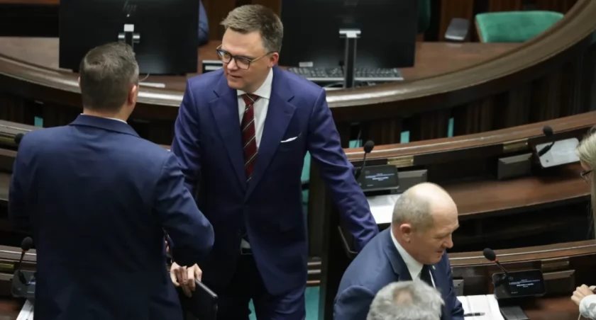 Zaskakujący zwrot w Sejmie! Hołownia ponownie jednym z najważniejszych ludzi w państwie