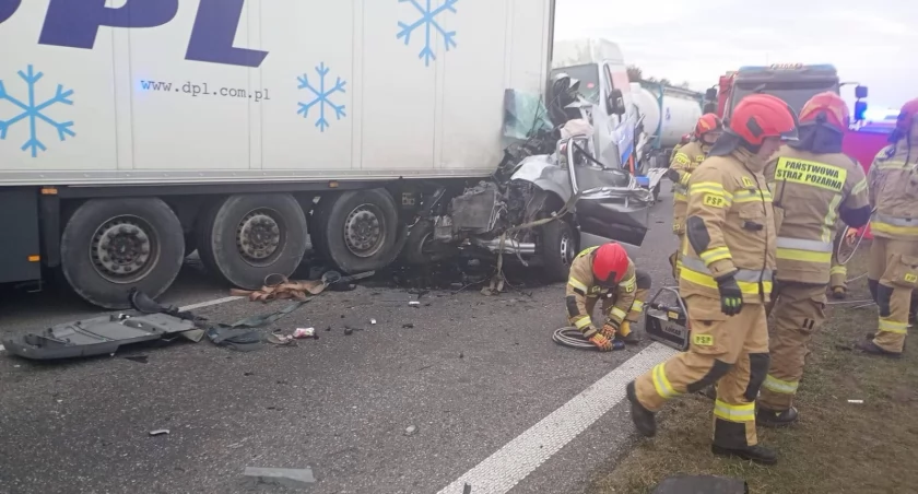 Groźny wypadek pod Warszawą 