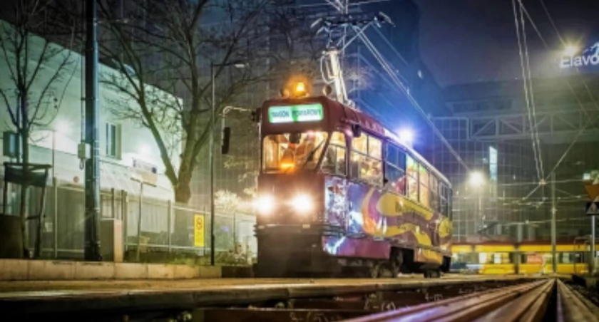 Po niemal 60 latach tramwaje wracają na Rakowiecką