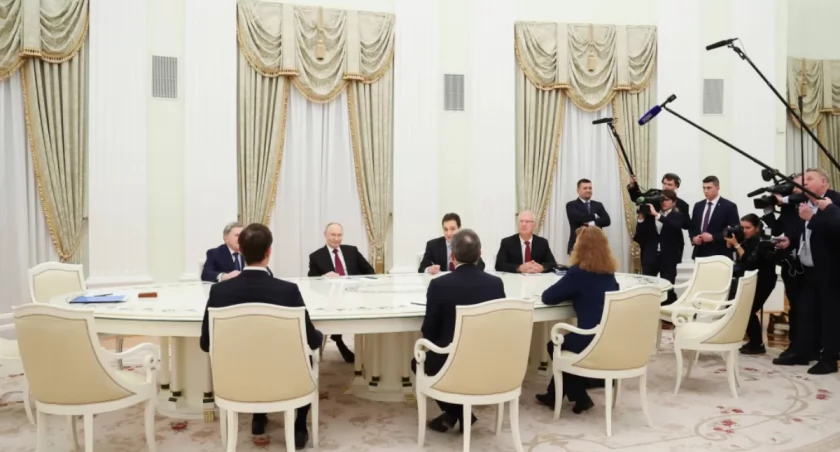 Pokój dla Ukrainy? Po spotkaniu Putina z USA rusza dyplomatyczna ofensywa