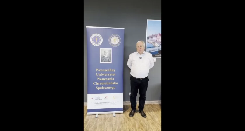 Dr Marek Oktaba przedstawia ideę PUNCS