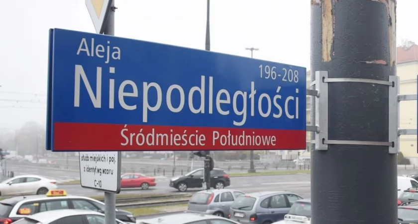 Alarm na al. Niepodległości!