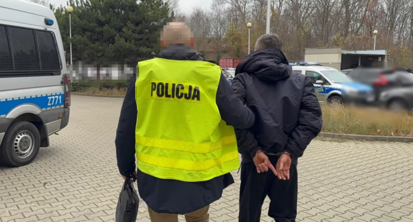 Napadał na seniorki i wyrywał im torebki