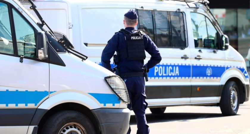 Kobieta spadła z 9. piętra