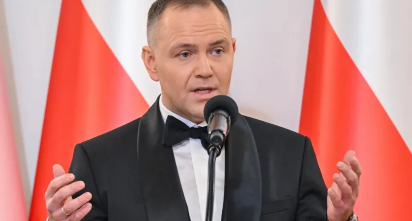 Nawrocki rzuca wyzwanie Brukseli