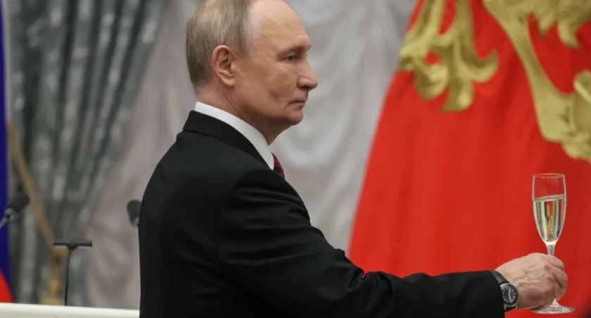 Putin wraca do gry, a Zachód stoi na krawędzi rozmów