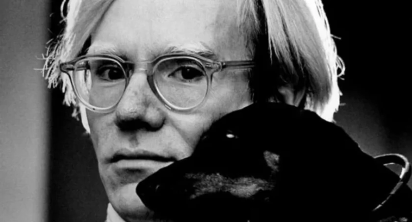 Mówił, że jest z innej planety. Kim naprawdę był Andy Warhol?