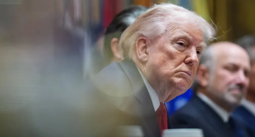 Trump: „Rozmawiamy” — ale wojsko jest w gotowości